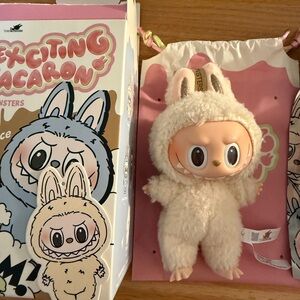 Pop Mart Exciting Macaron Labubu Soymilk